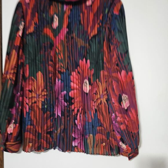 Farm Rio Women’s Bird Flowers Pleated Shirt Floral Top Multicolor Small - Picture 10 of 10